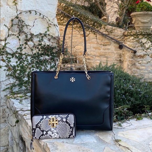 Tory Burch Handbags - NWT Tory Burch Carter Large tote&wallet black